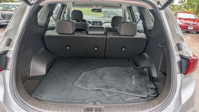 Used 2020 Silver Hyundai SEL image 23