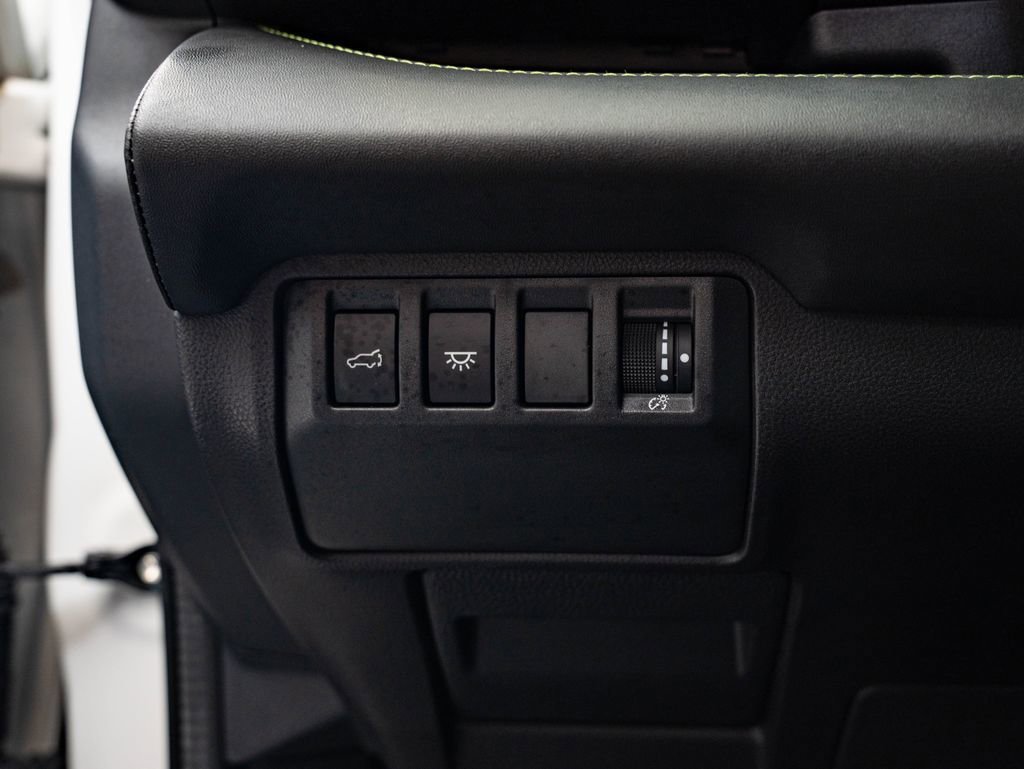 Used 2024 Crystal White Pearl Subaru Onyx Edition image 43