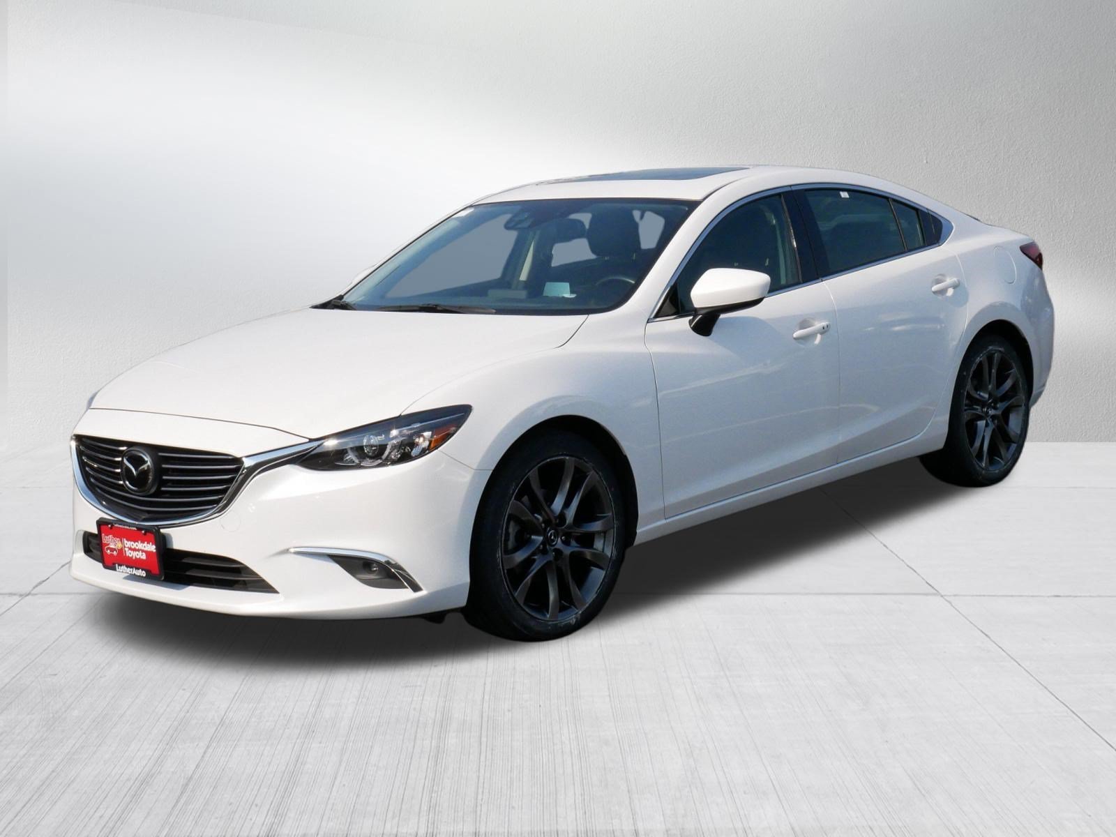 Used 2016 Snowflake White Pearl Mica Mazda i Grand Touring image 3