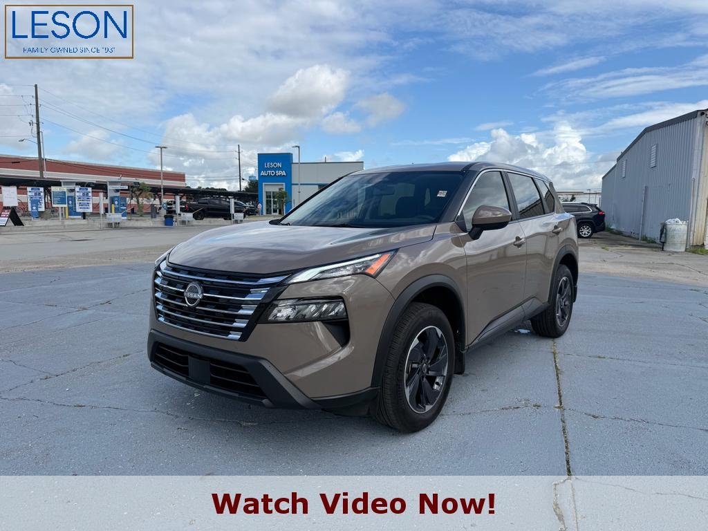 2025 Nissan Rogue SV FWD's photo