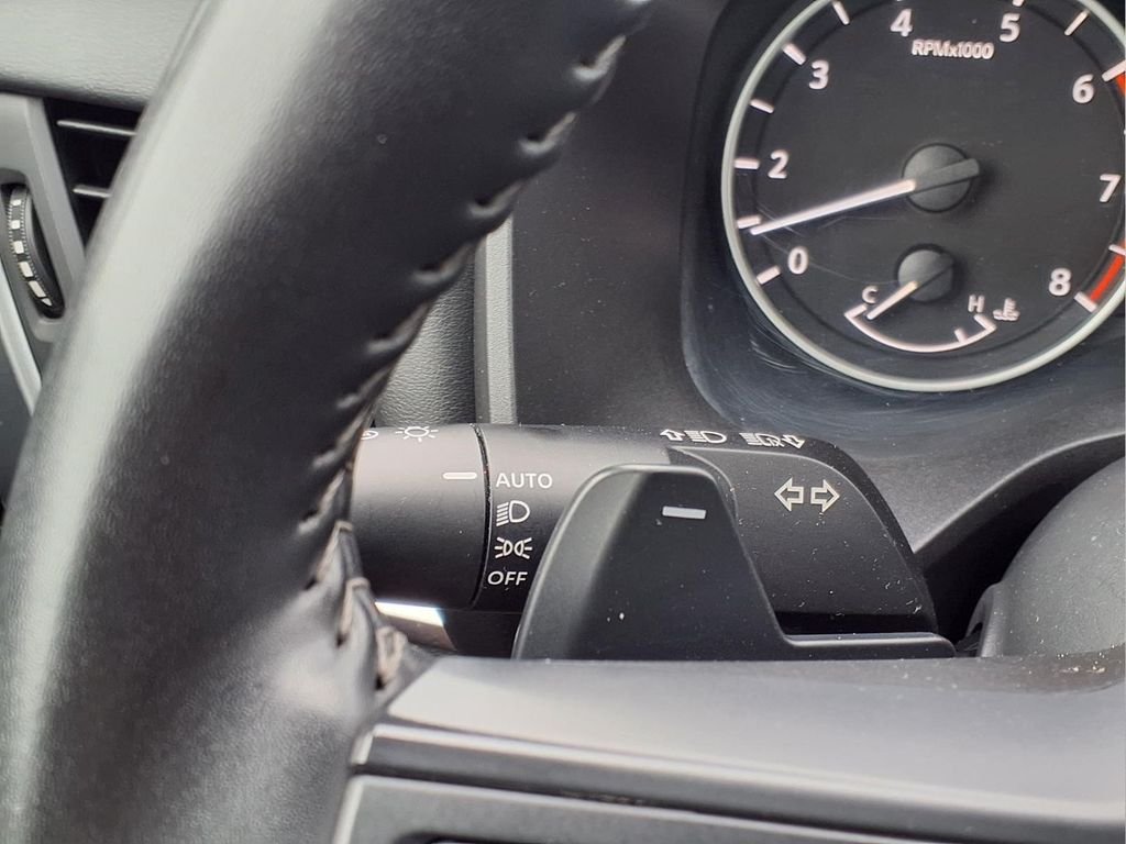 Used 2025 Gray Nissan SV FWD image 19