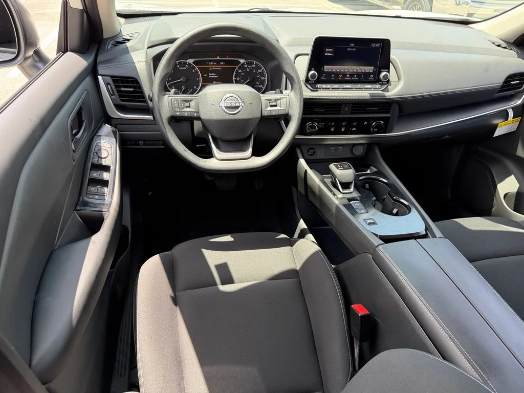 Used 2026 White Nissan S image 13
