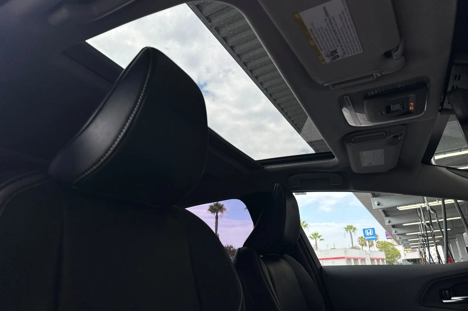 Certified Used 2024 CUTTING EDGE Toyota Limited image 15