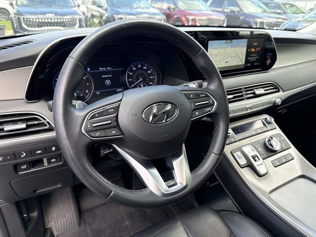 Used 2022 Gray Hyundai SEL image 2