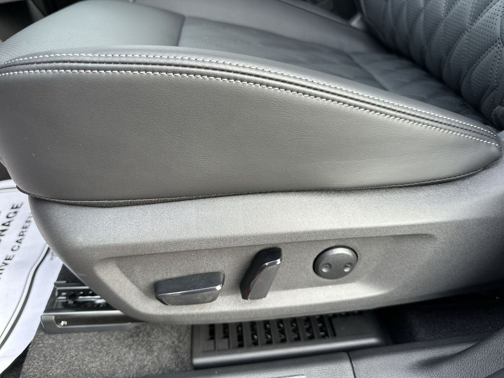 2026 Nissan Rogue Platinum - Photo 12