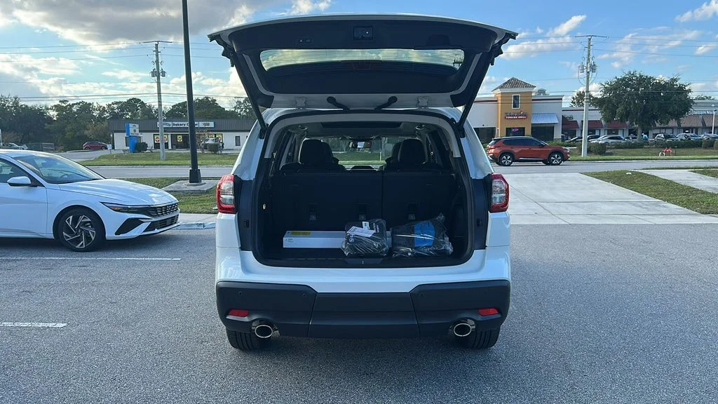 2025 Subaru Ascent Bronze Edition - Photo 26