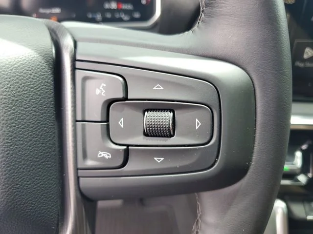 Used 2026 Onyx Black GMC Denali Ultimate image 13