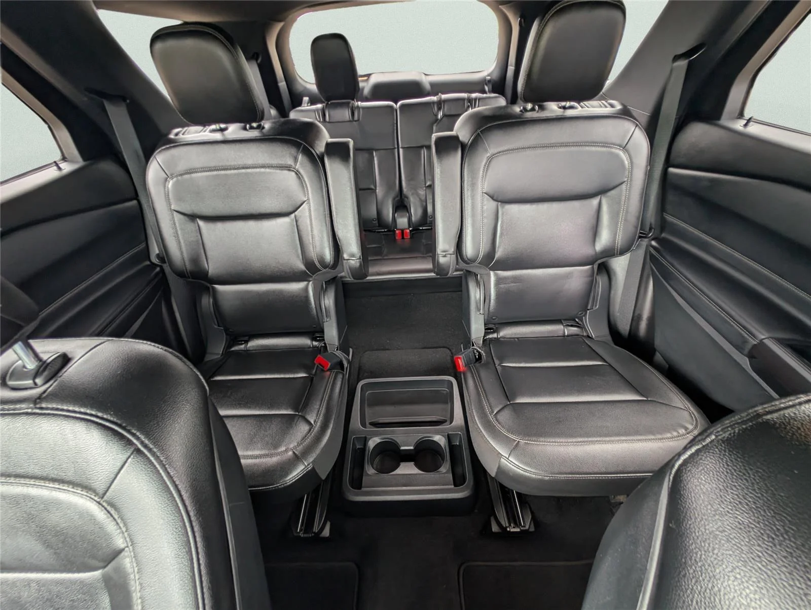 Used 2020 Iconic Silver Ford XLT image 16
