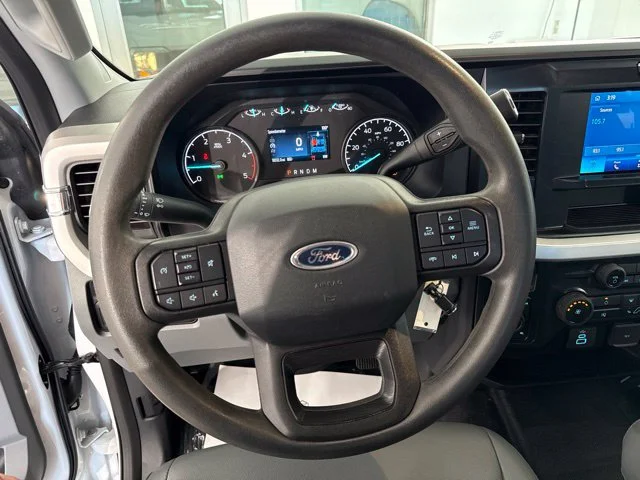 Used 2025 White Ford XL image 22
