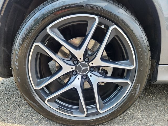 Certified Used 2023 Gray Mercedes-Benz GLE 53 AMG® image 24