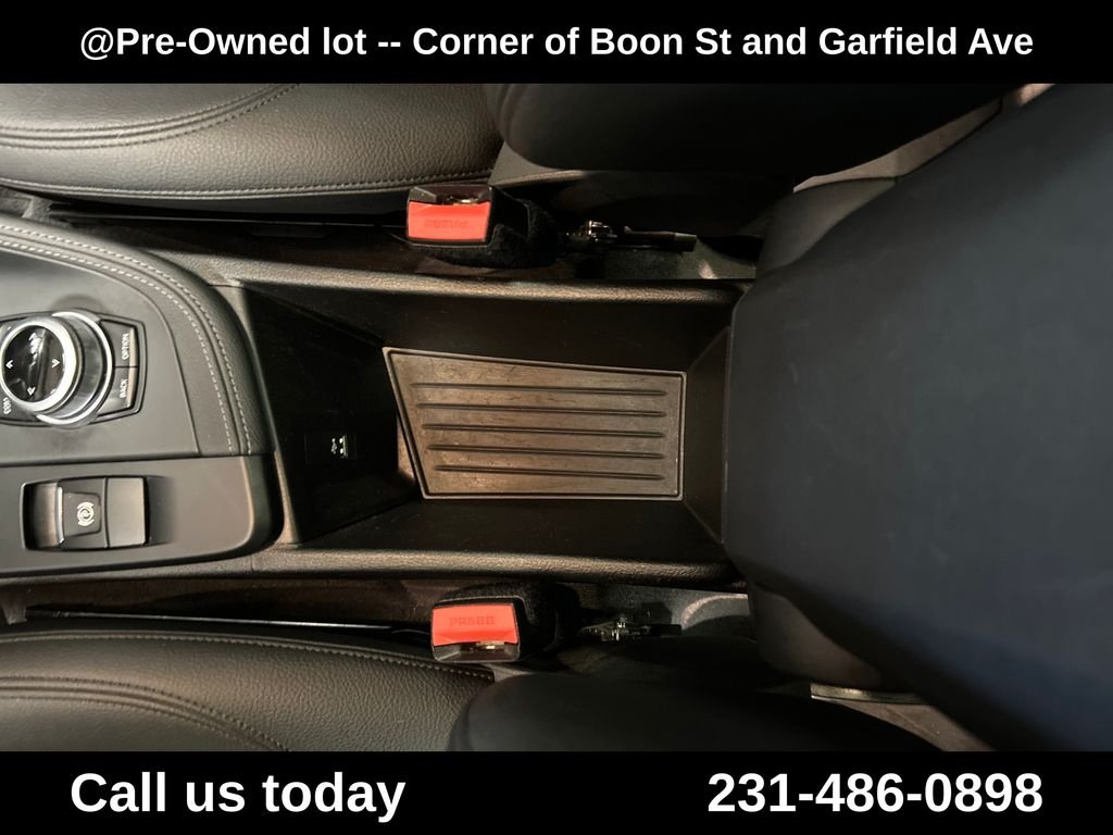 Used 2018 Gray BMW xDrive28i image 22