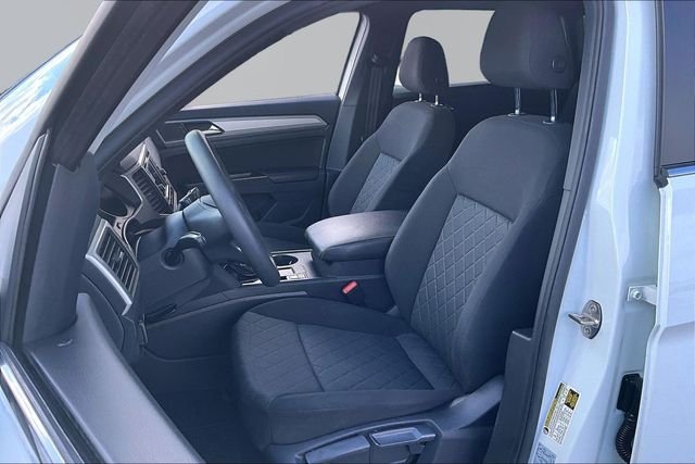 Used 2020 White Volkswagen 2.0T S image 27