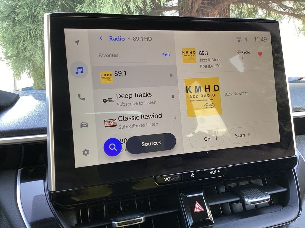 Used 2026  Toyota XLE image 14