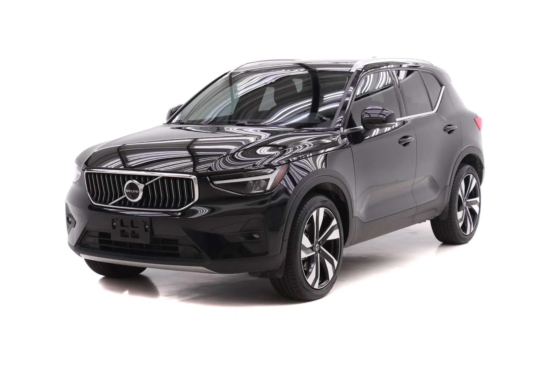 2023 Volvo XC40 B5 Plus Bright AWD's photo