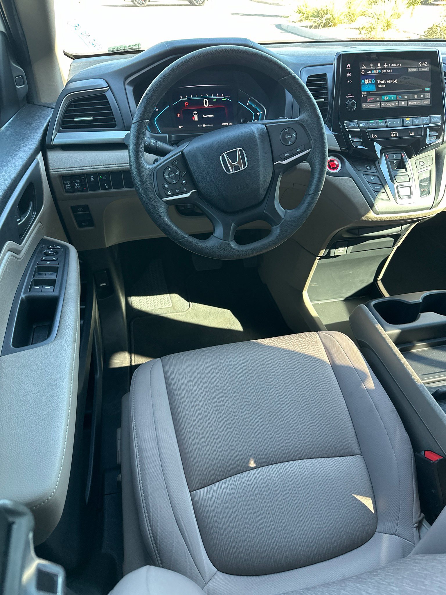 Used 2020 Platinum White Pearl Honda EX image 6