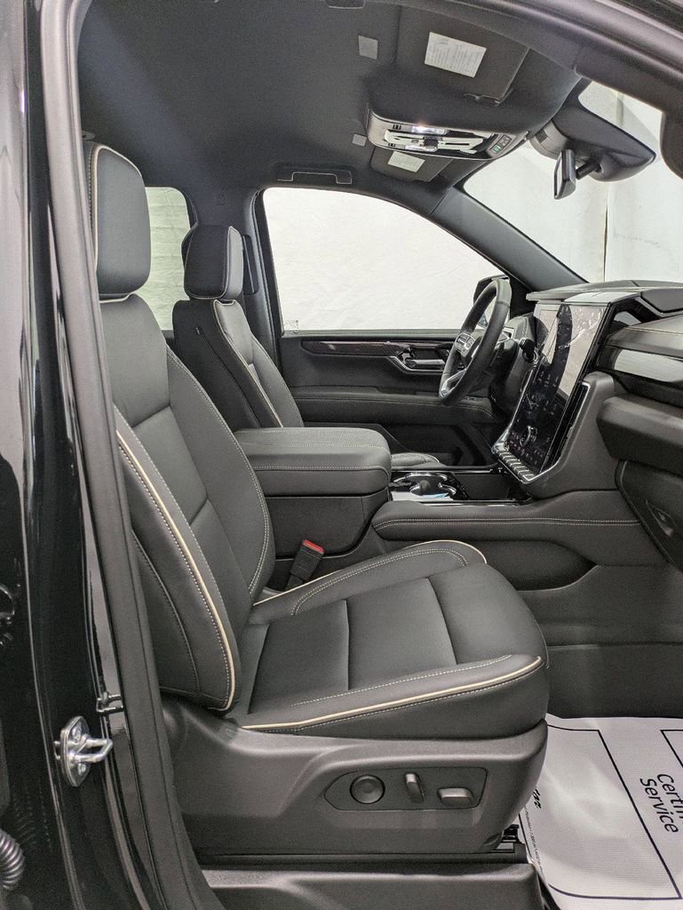 2026 GMC Yukon XL Elevation - Photo 6