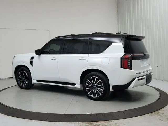 Used 2025 White Nissan Platinum Reserve image 5
