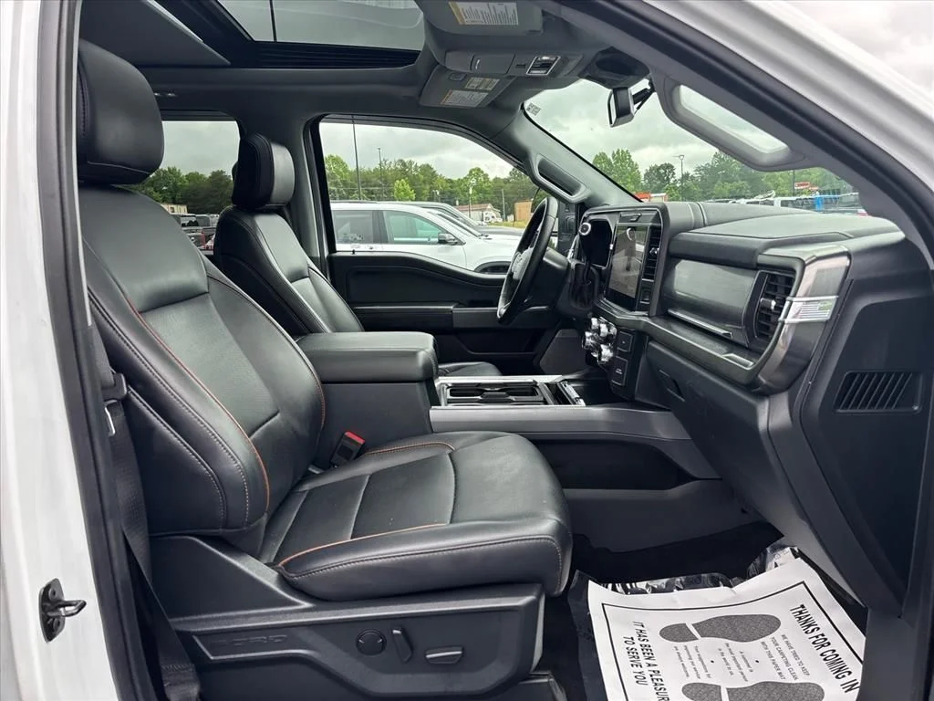 Used 2025 White Ford Lariat image 12
