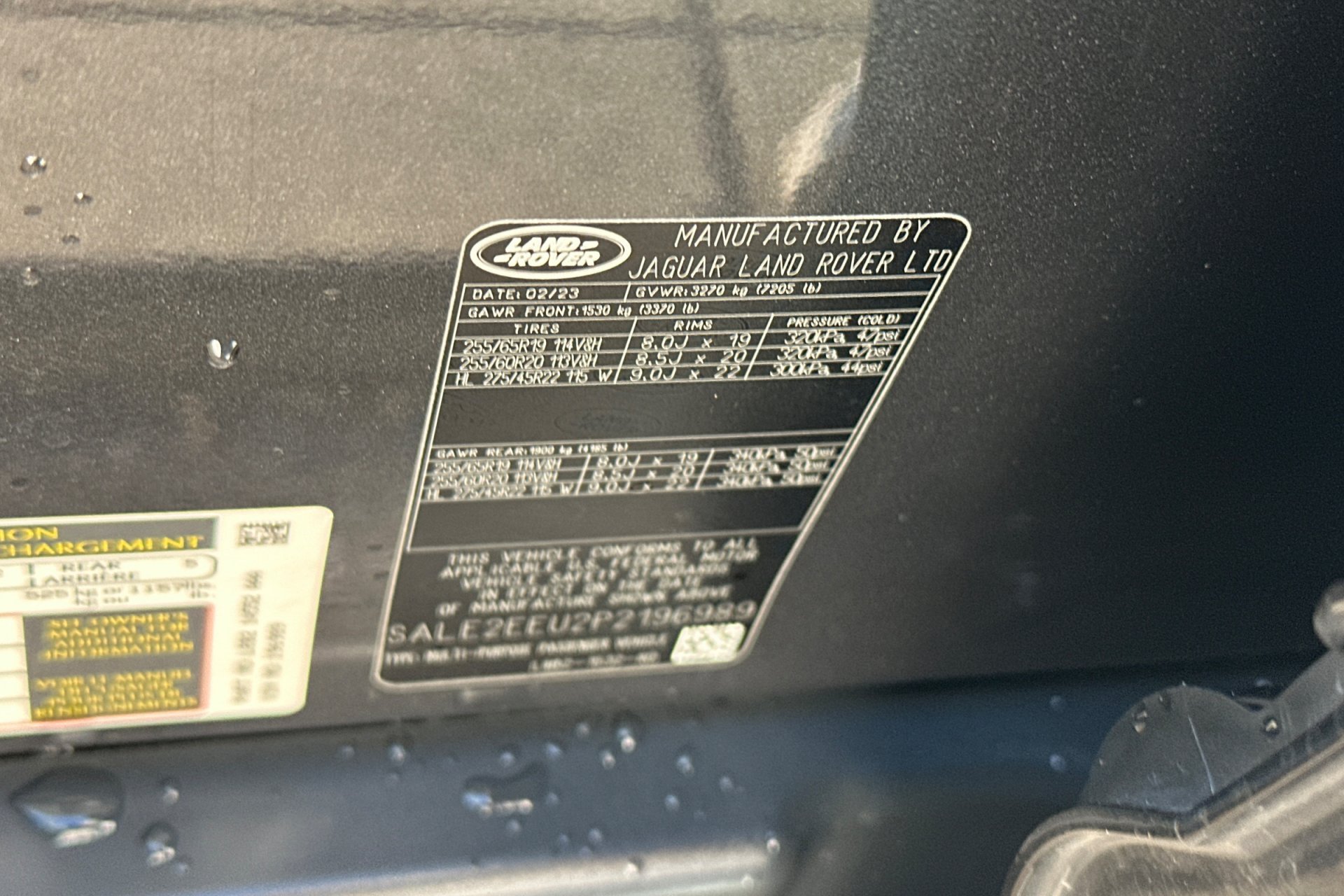 Certified Used 2023 Carpathian Grey Premium Metallic Land Rover X-Dynamic SE image 29