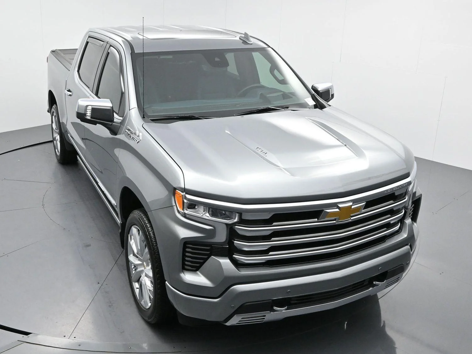 Used 2026 Sterling Gray Metallic Chevrolet High Country image 39