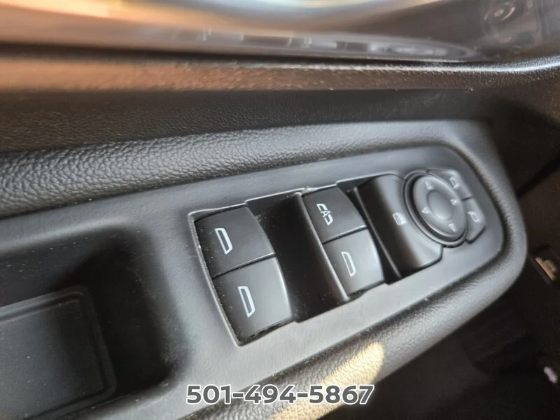 Used 2021 Steel Metallic GMC SLT image 33