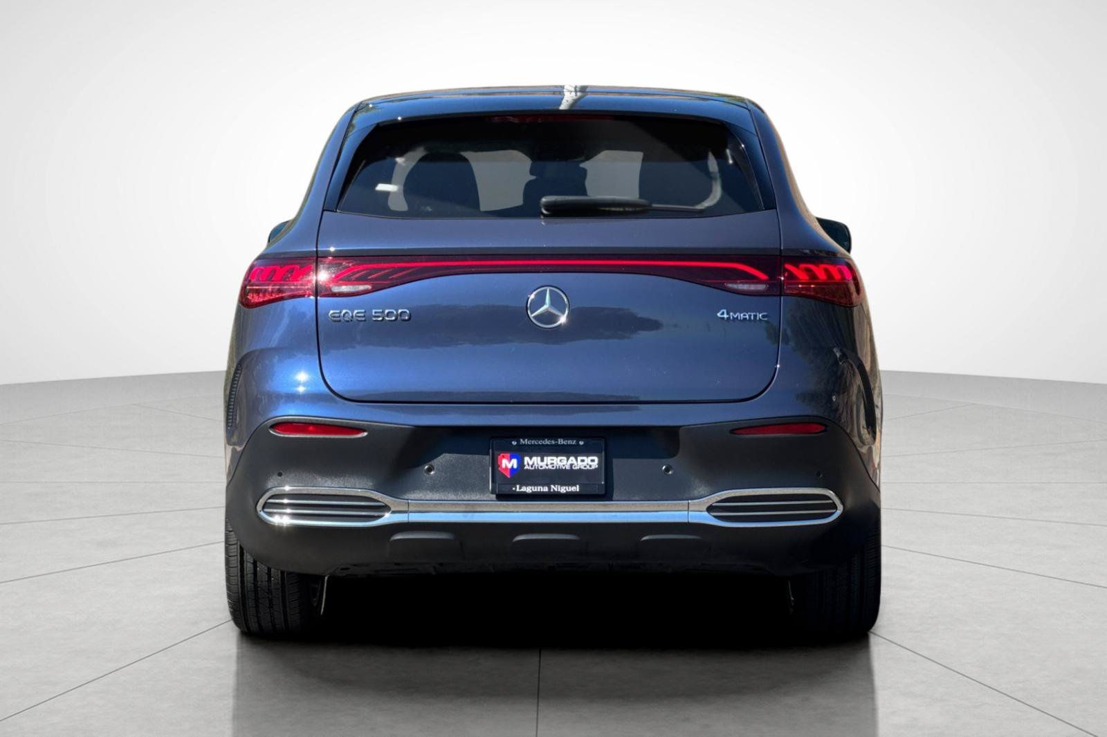 Certified Used 2023 Blue Mercedes-Benz 500 SUV image 10