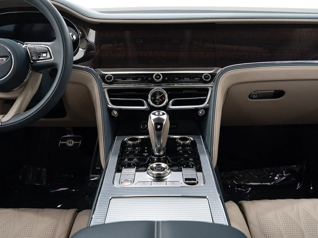 Certified Used 2026 Thunder Bentley Azure image 28