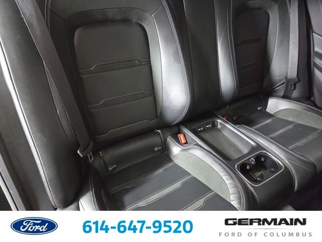 Used 2019  Mercedes-Benz Base image 21
