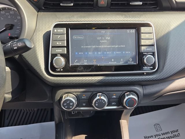 Used 2025 Gray Nissan S image 17