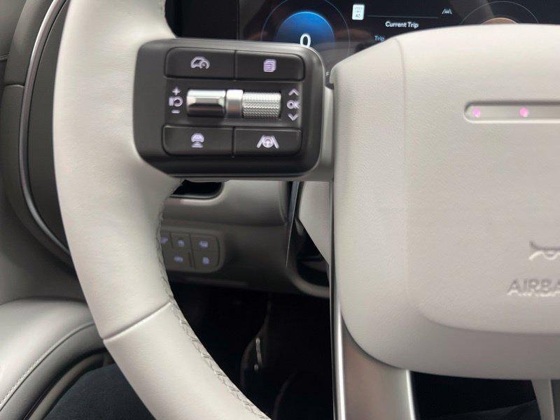 New 2027 Black Hyundai SEL Premium AWD image 23