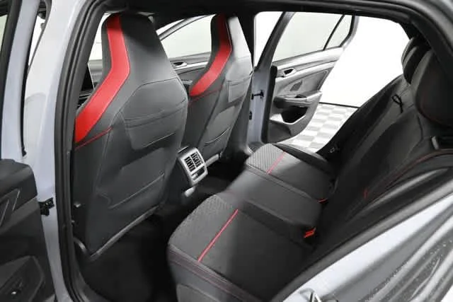 New 2026 Moonstone Gray Volkswagen SE image 15