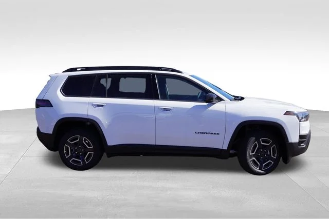 New 2026 White/off-white Jeep Laredo image 2