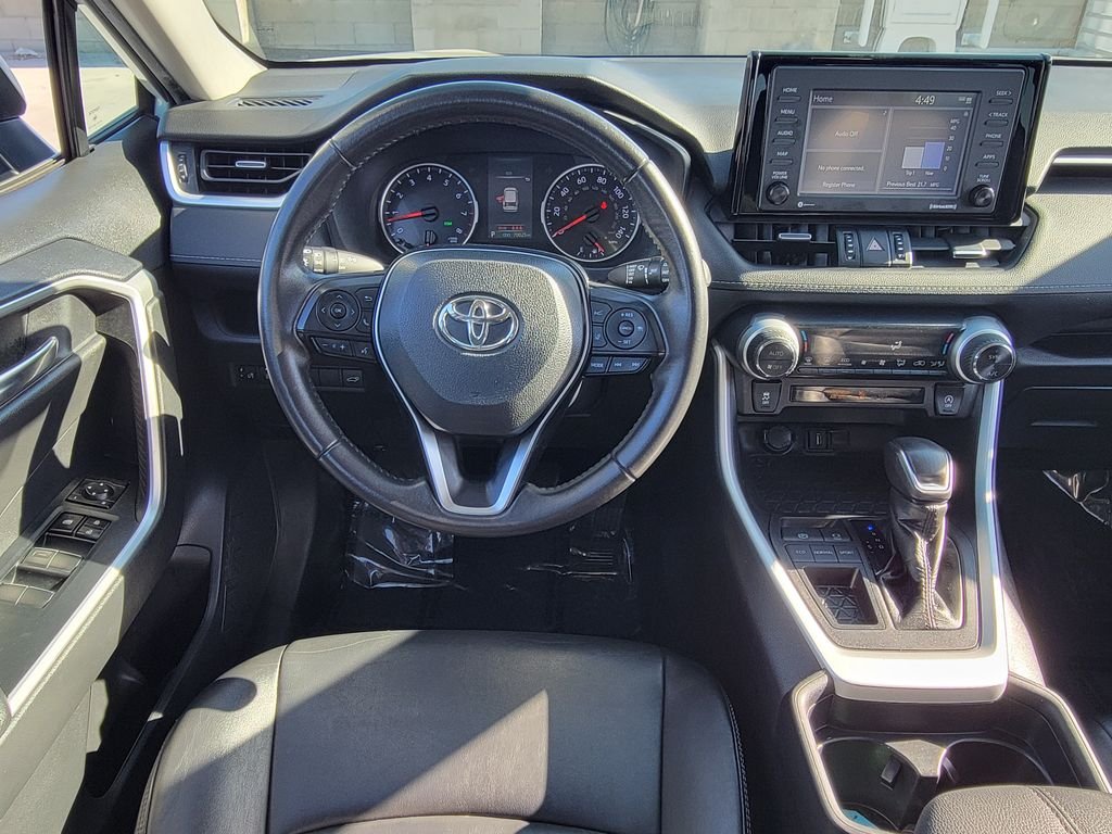 Used 2021 Blizzard Pearl Toyota XLE Premium image 16