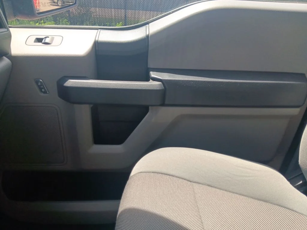 Used 2016 Race Red Ford XL image 25