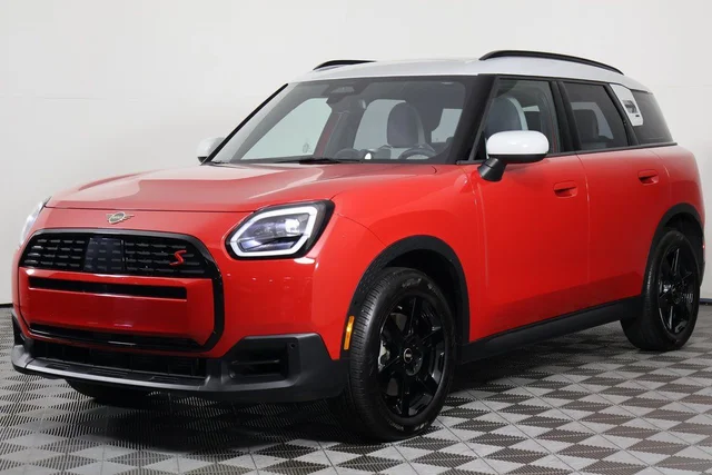 2026 MINI Cooper S Countryman Signature Plus