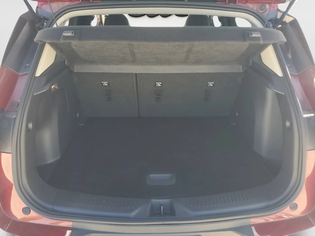 Used 2023 CINNABAR METALLIC Buick Preferred image 9
