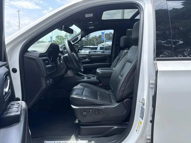 Used 2023 White Chevrolet RST image 16