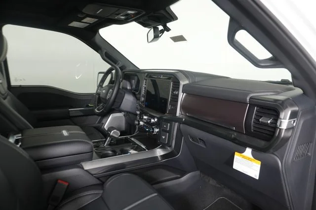 New 2026 Star White Metallic Tri-Coat Ford Platinum® image 37