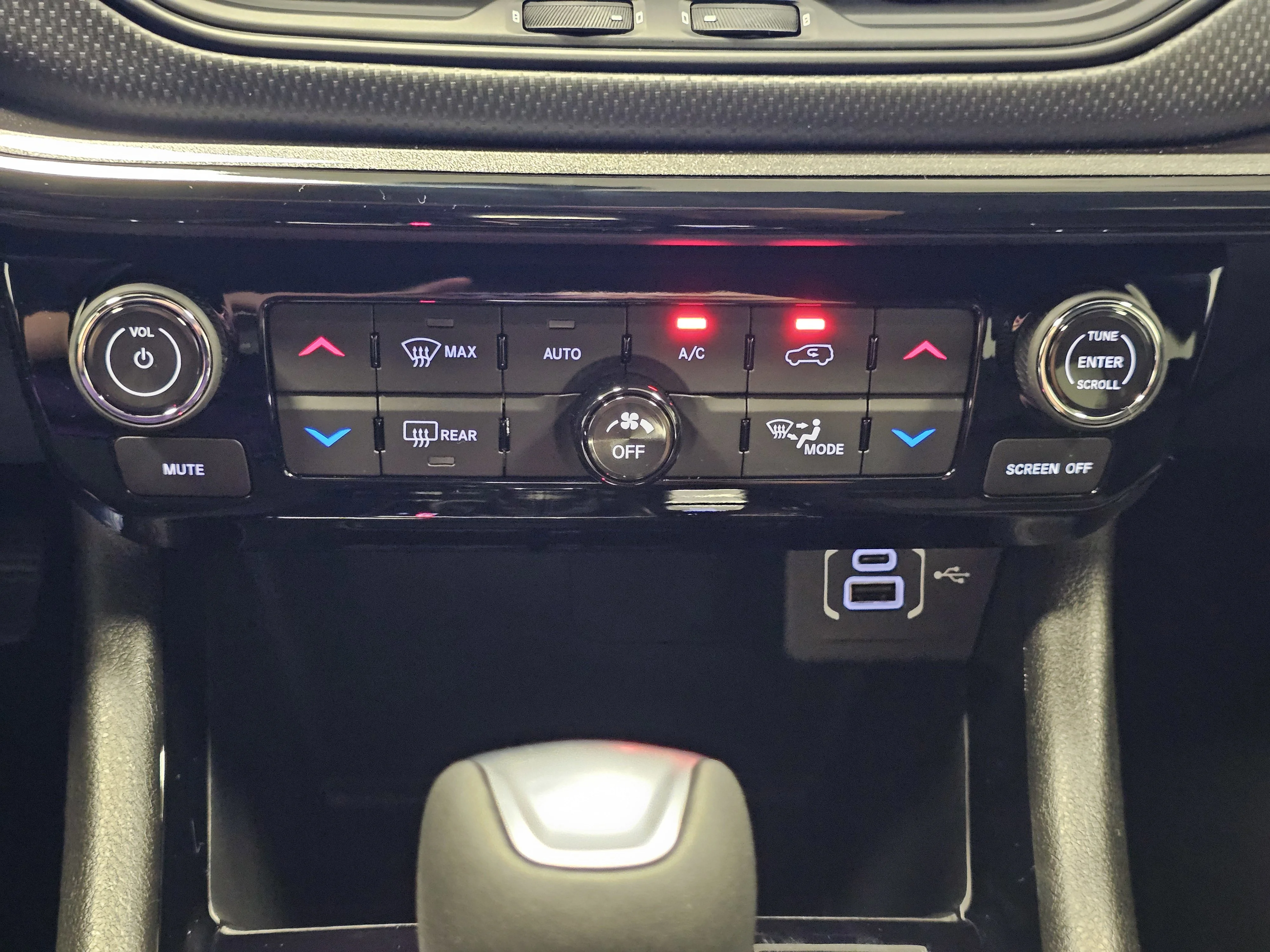 2025 Jeep Compass Latitude - Photo 34