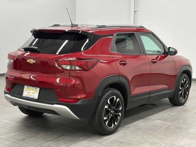 Used 2021 Red Chevrolet LT image 2
