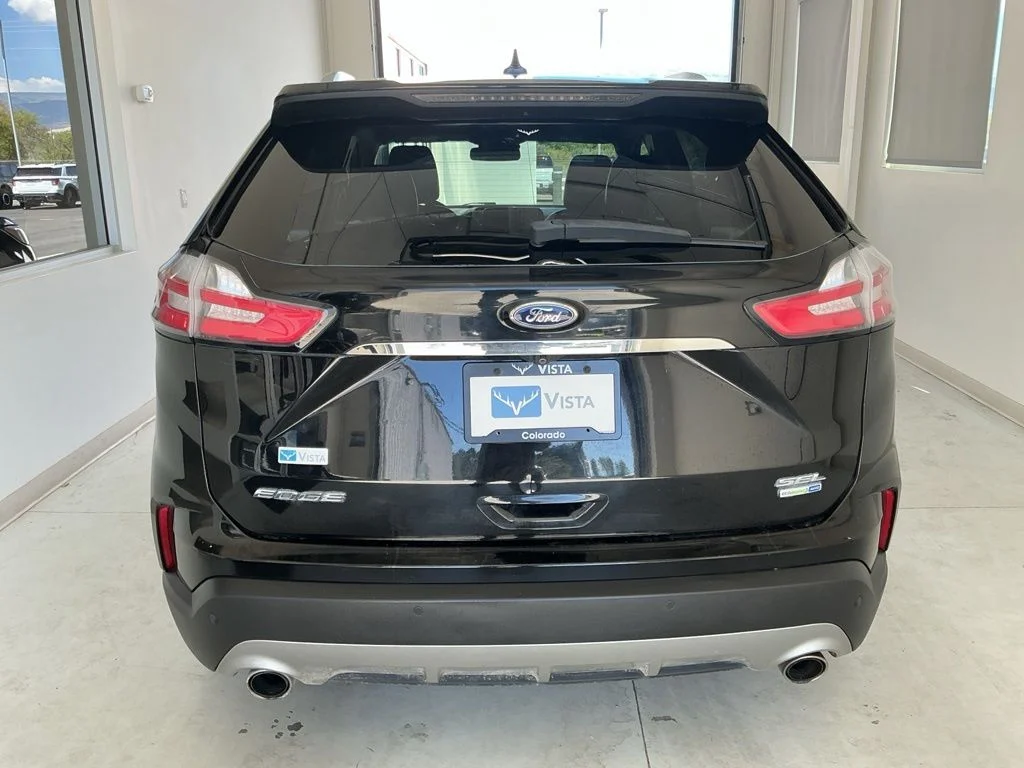 Used 2020 Black Ford SEL image 6