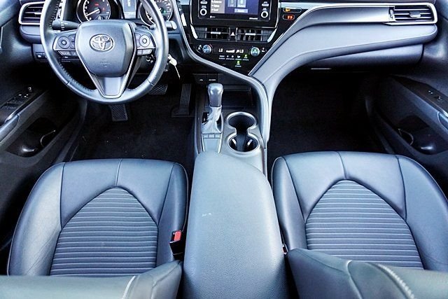 Used 2023  Toyota SE image 18