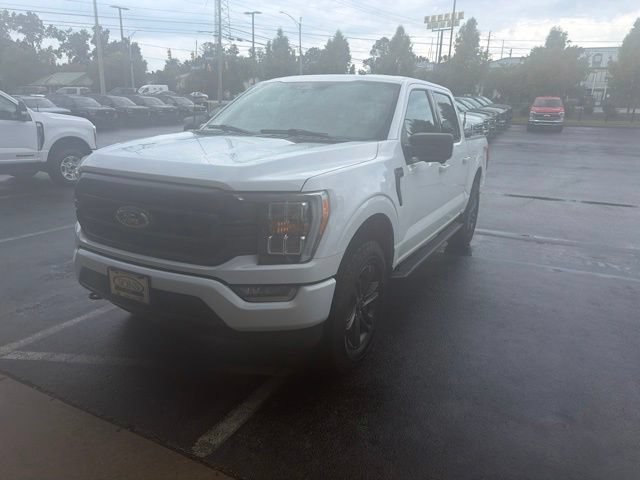 Used 2023 Oxford White Ford XLT image 1