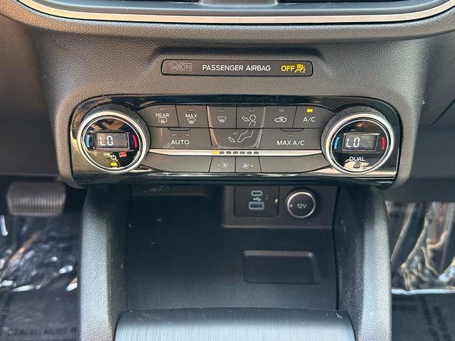 Used 2021 White Ford SE image 38