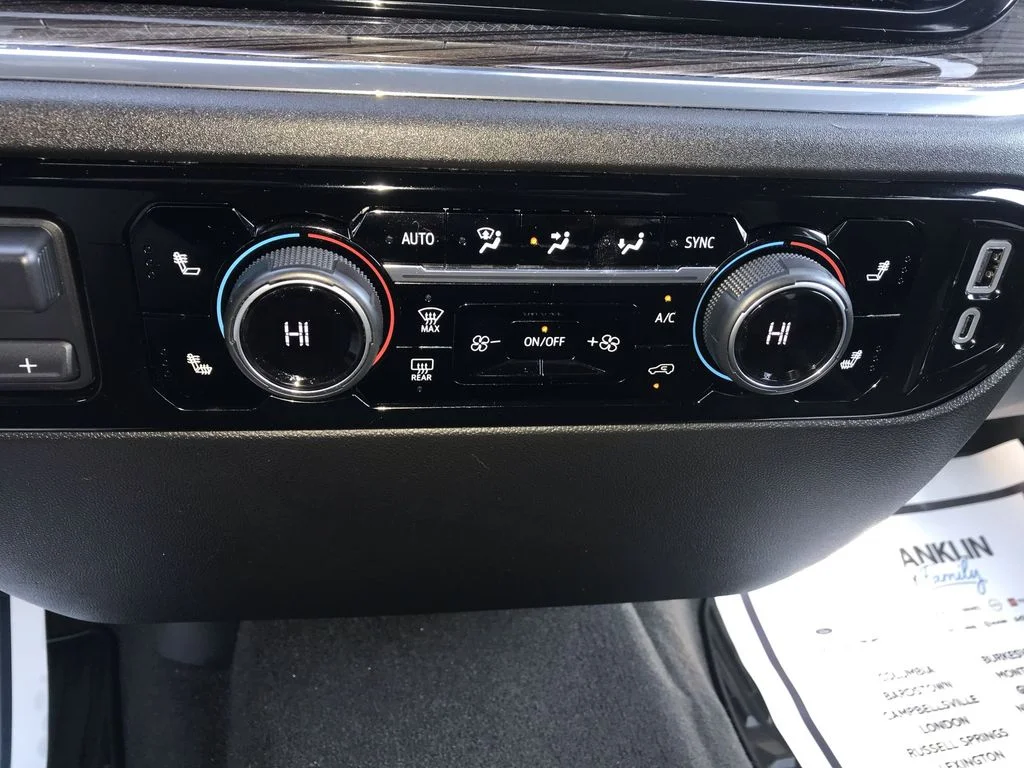 Used 2025 Black Chevrolet LT image 19