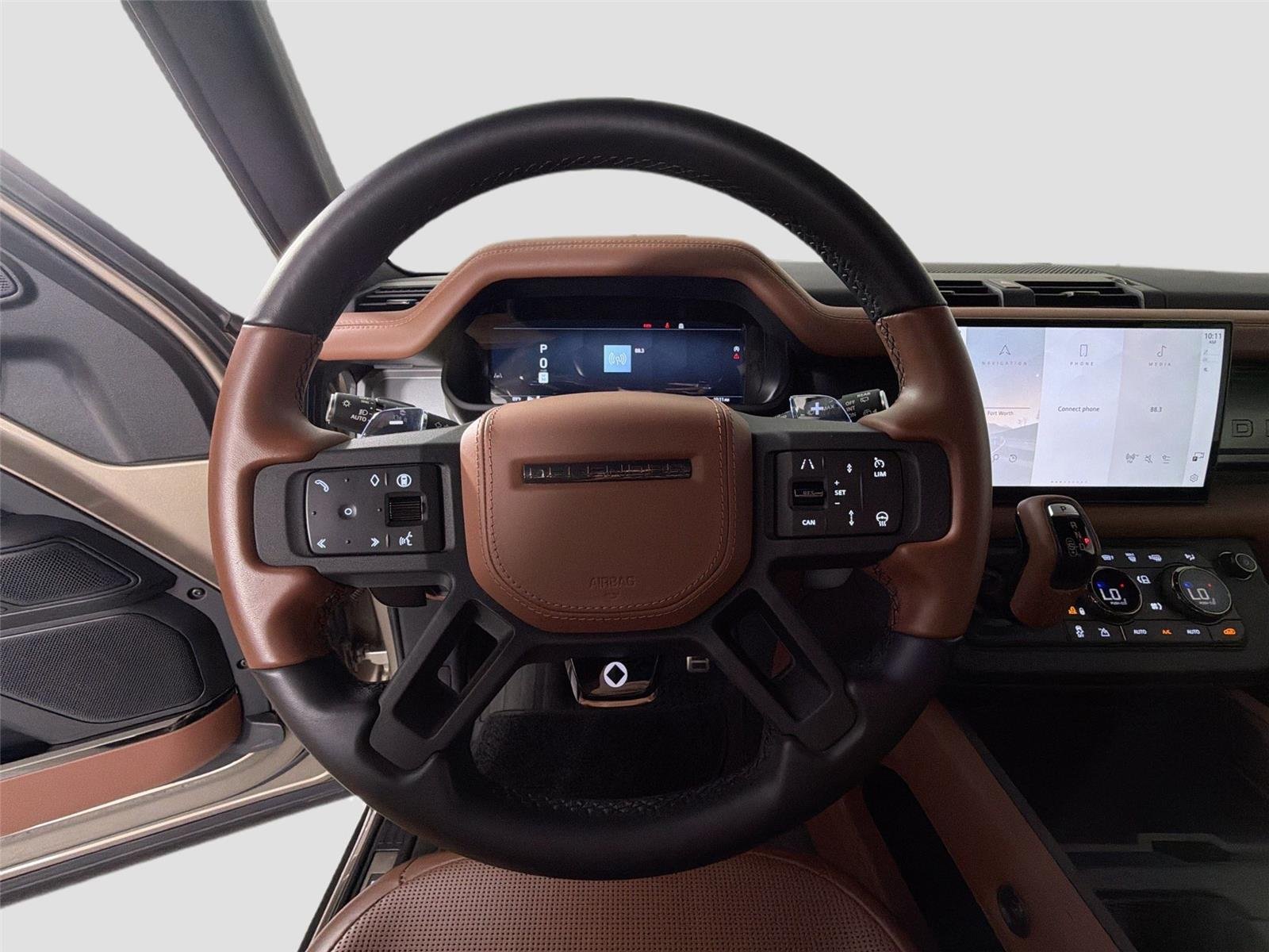 Certified Used 2025 Petra Copper Land Rover OCTA 635PS image 11