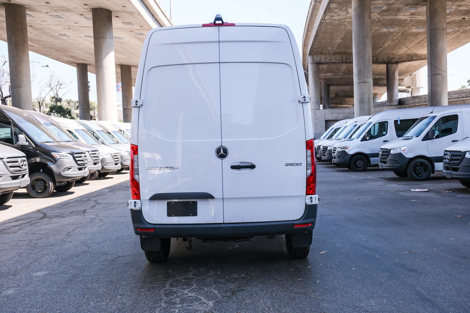 New 2025 Arctic+White Mercedes-Benz Cargo 144 WB  RWD 2.0L 4-Cylinder image 5