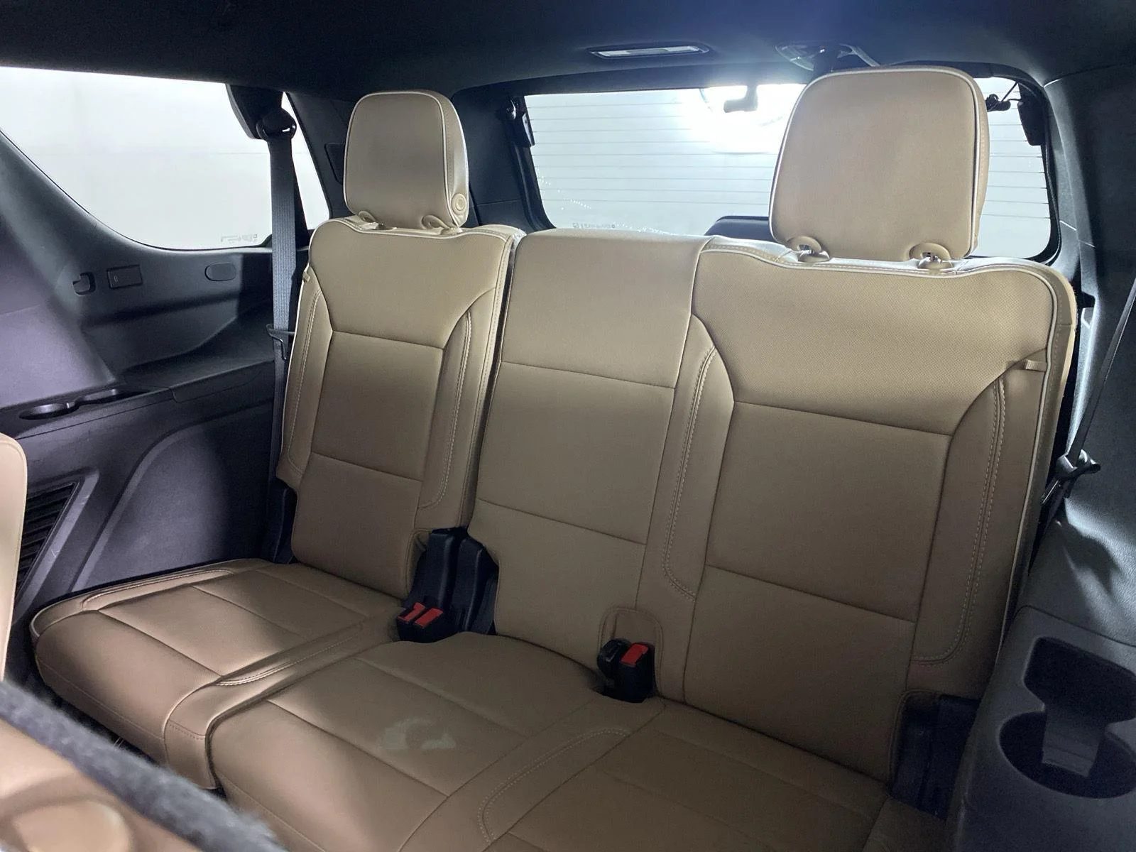 Used 2023 Iridescent Pearl Tricoat Chevrolet Premier image 26