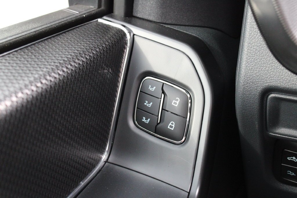 New 2026 Agate Black Metallic Ford Raptor image 4