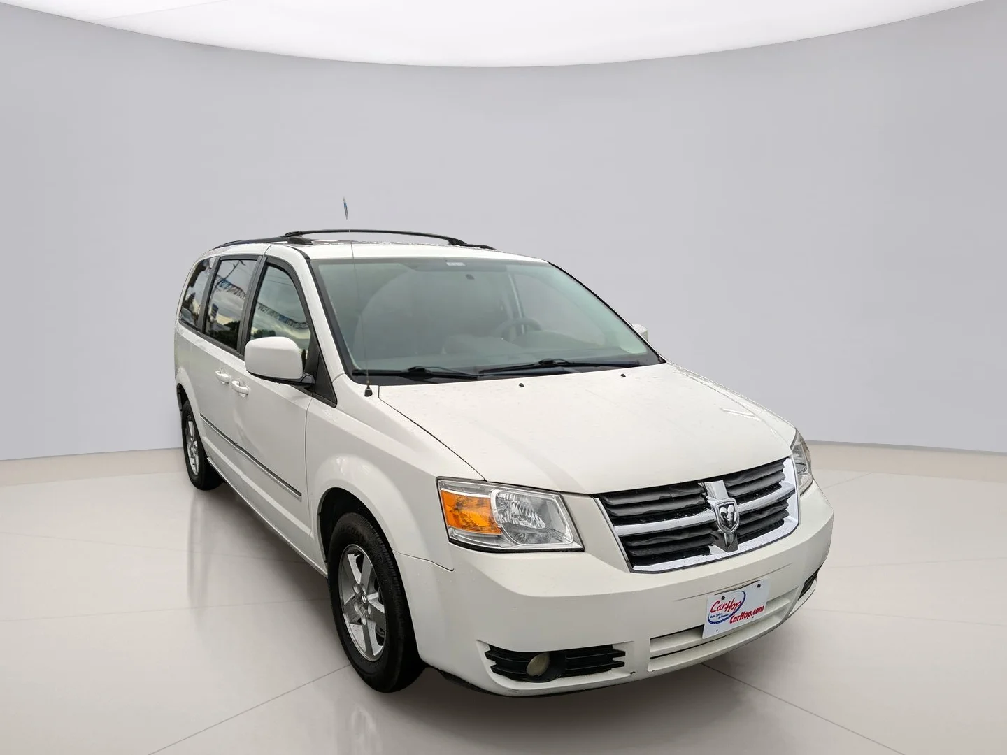 Used 2009 White Dodge SXT image 2